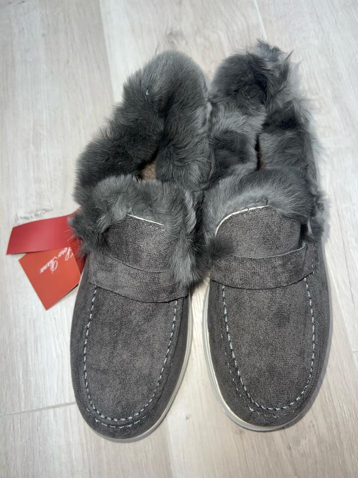 Ботинки зимние новые 38 размер