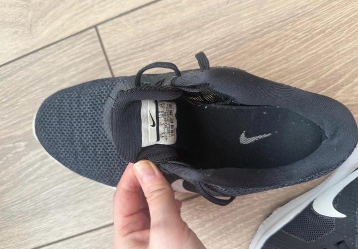 Кроссовки Nike