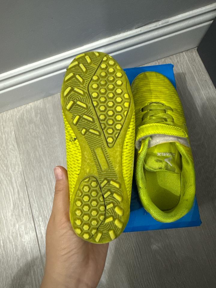 Бутсы для футбола детские Demix