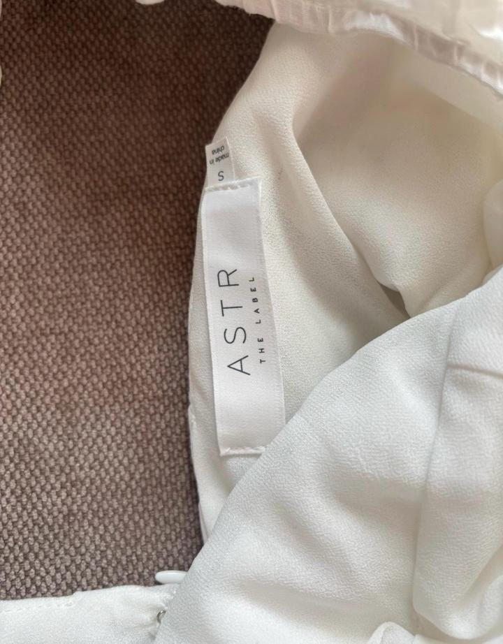 Платье бренд ASTR THE LABEL