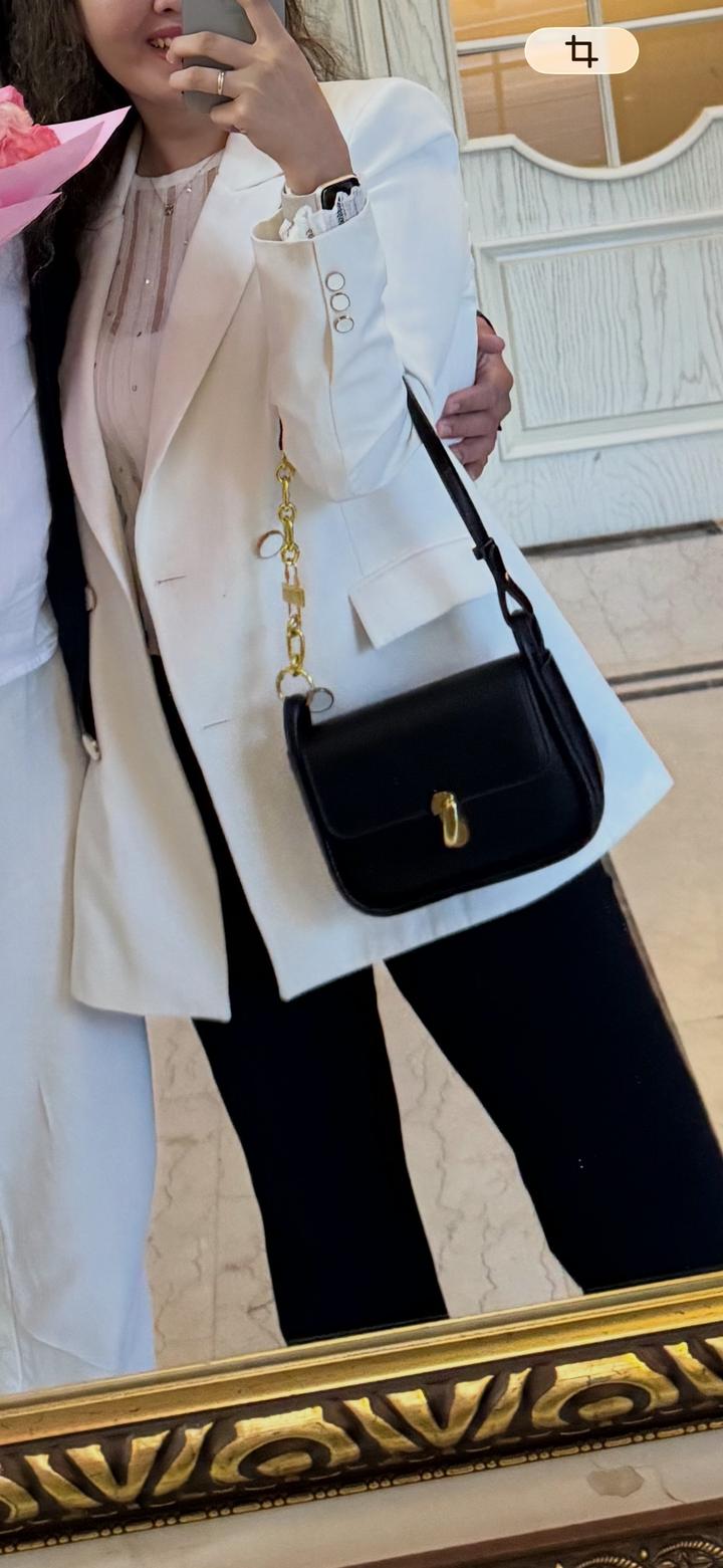 Белый пиджак сатылады