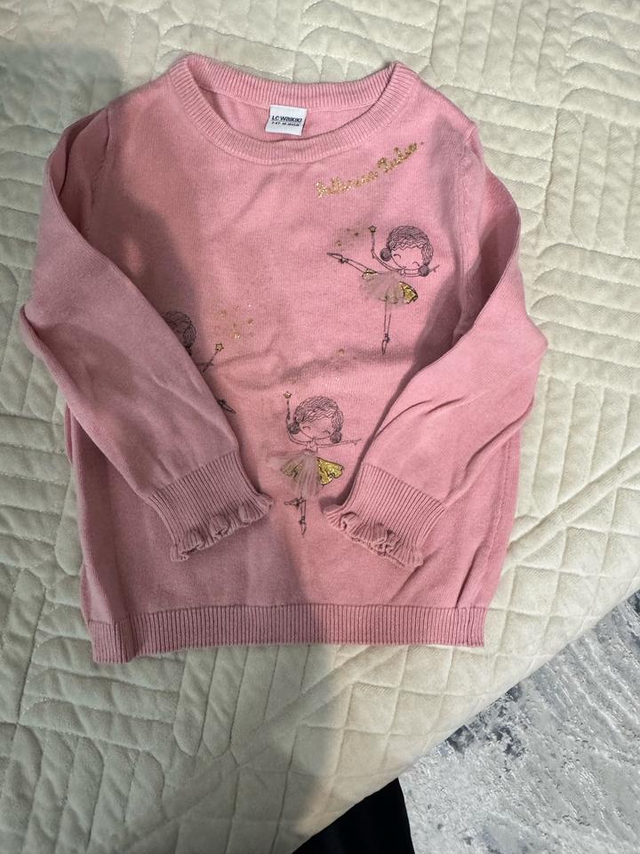 Кофточки для девочки 3-4