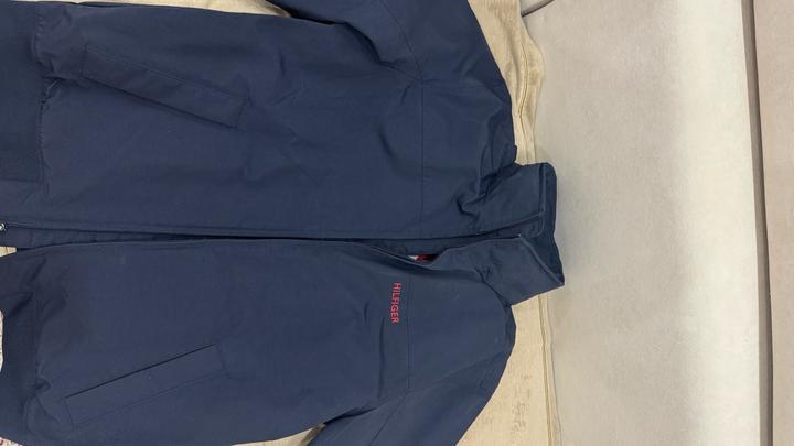 Легкая куртка TOMMY HILFIGER