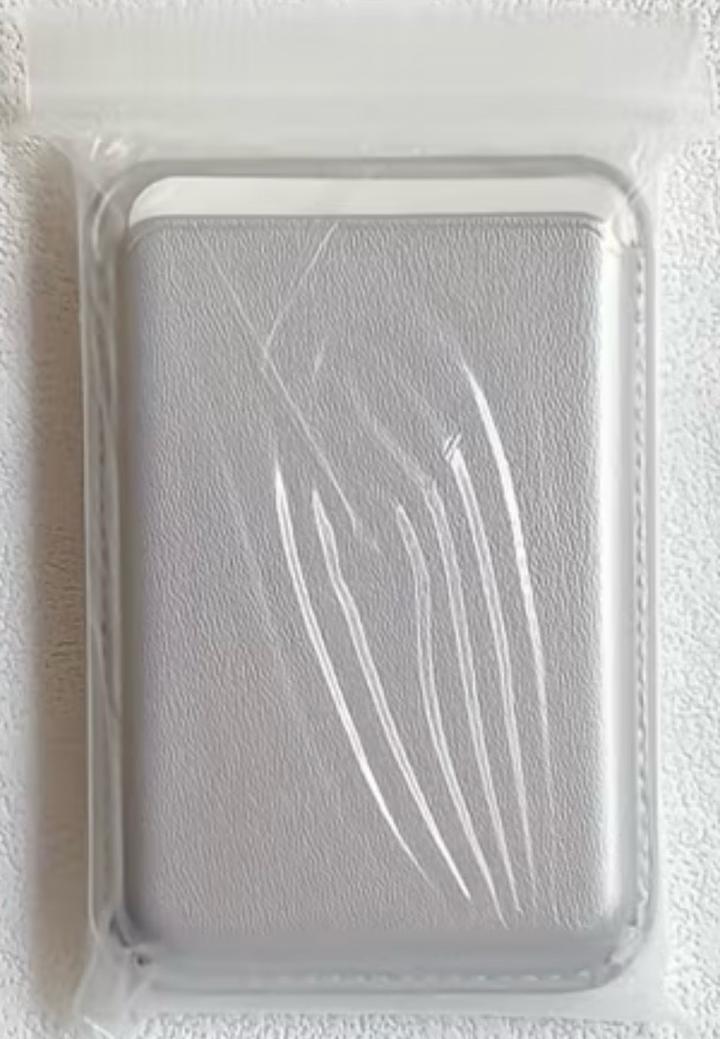 Магнитный держатель для карт