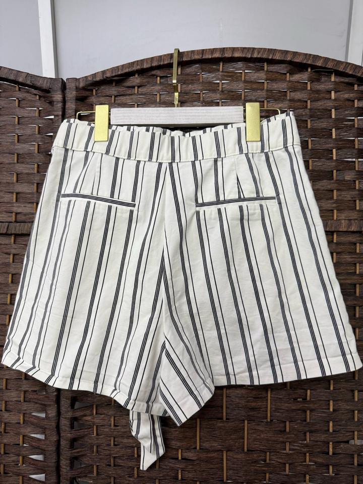 Шорты Zara