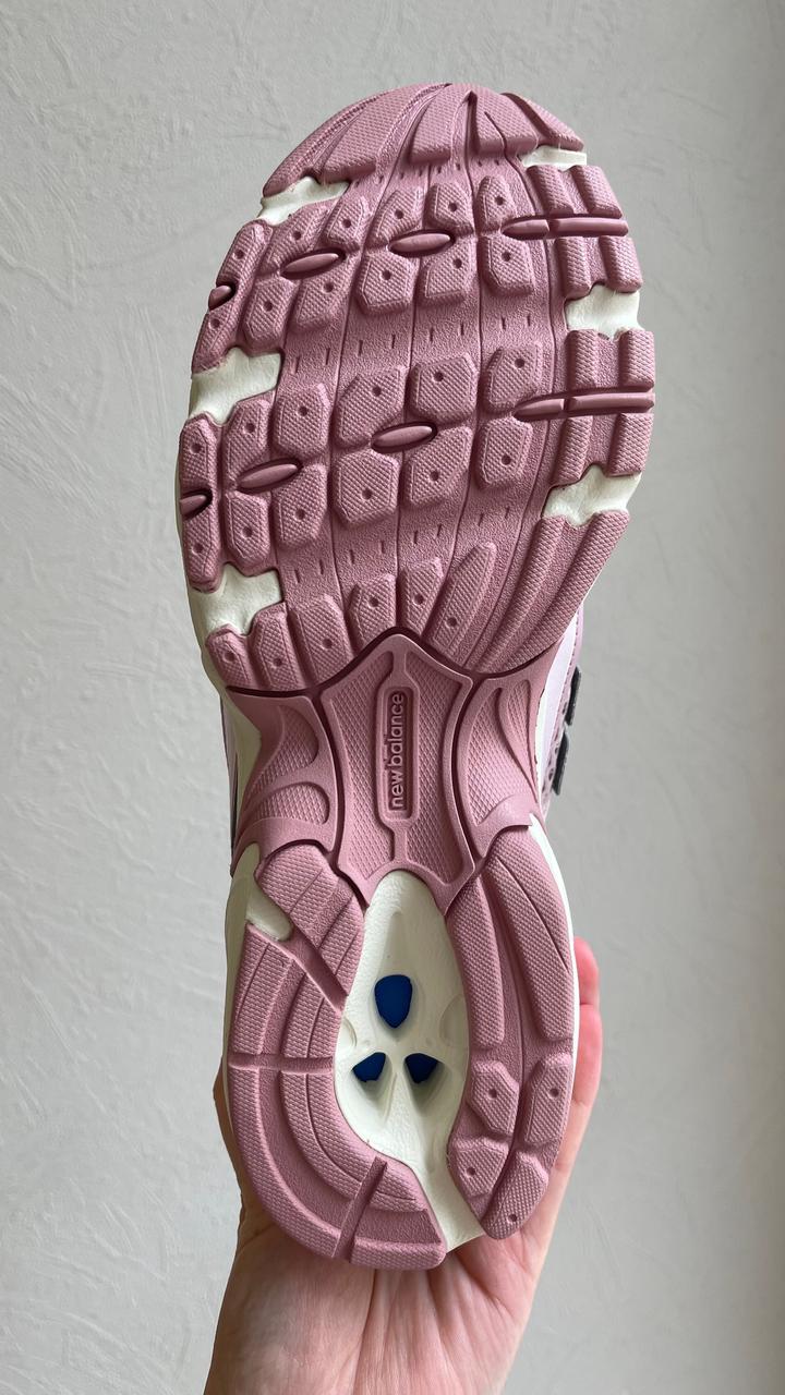 Кроссовки NB