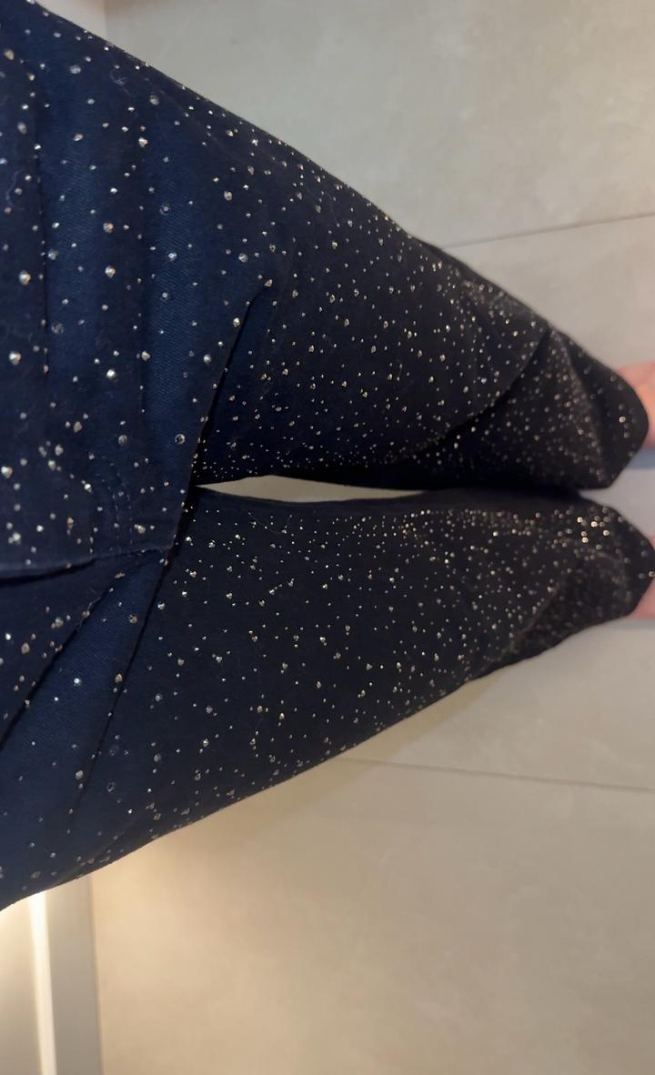 Джинсы со стразами