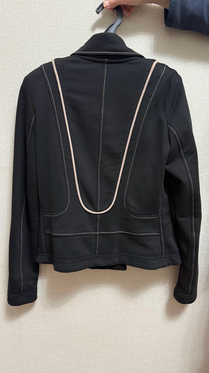 Трикотажный пиджак