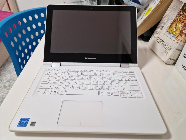 Ноутбук Lenovo Yoga 300-11IBR трансформер — сброшен до заводских