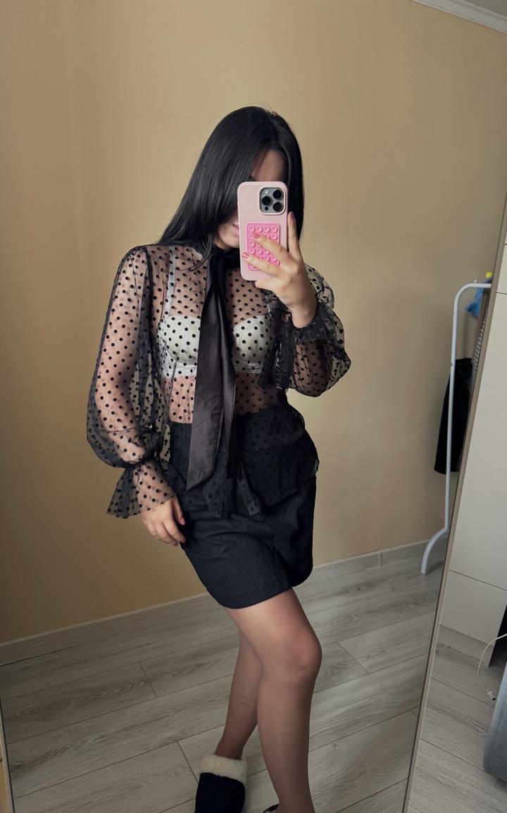 Прозрачная блуза с поясом