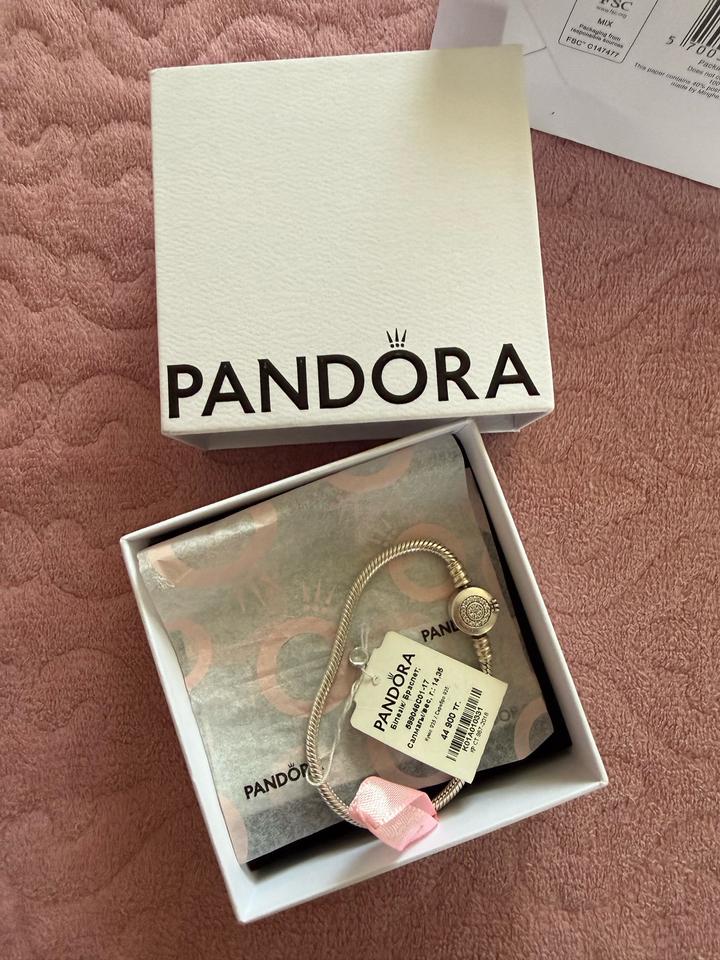 Pandora браслет