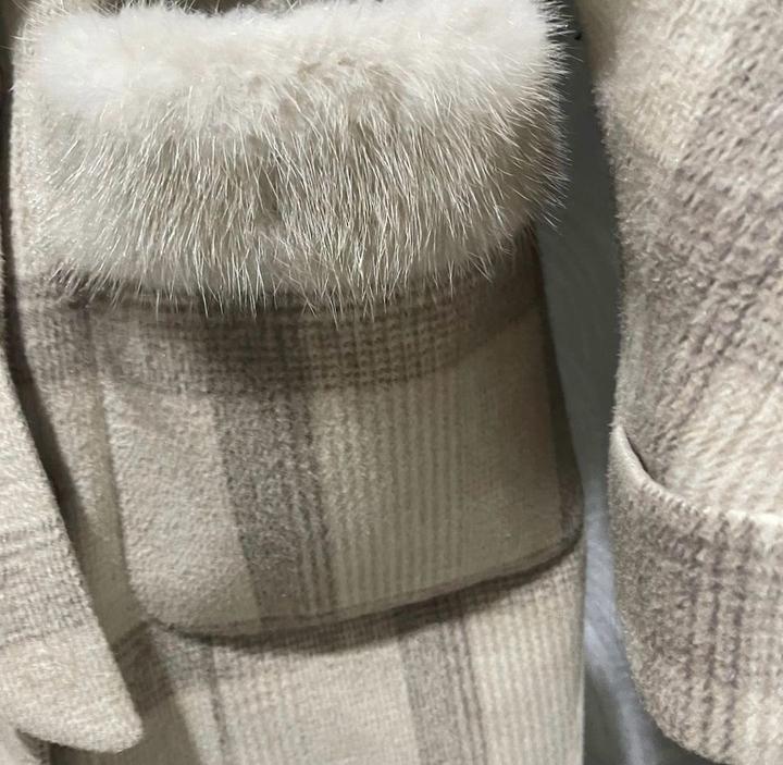 Пальто с норковыми ставками