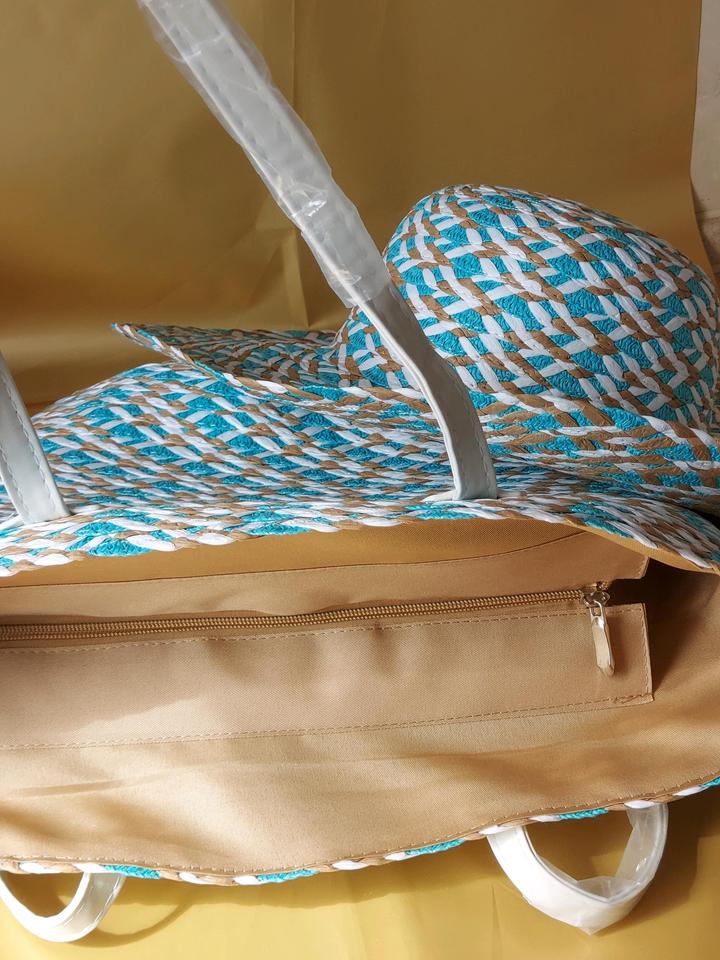 Плетёная сумка с шляпой