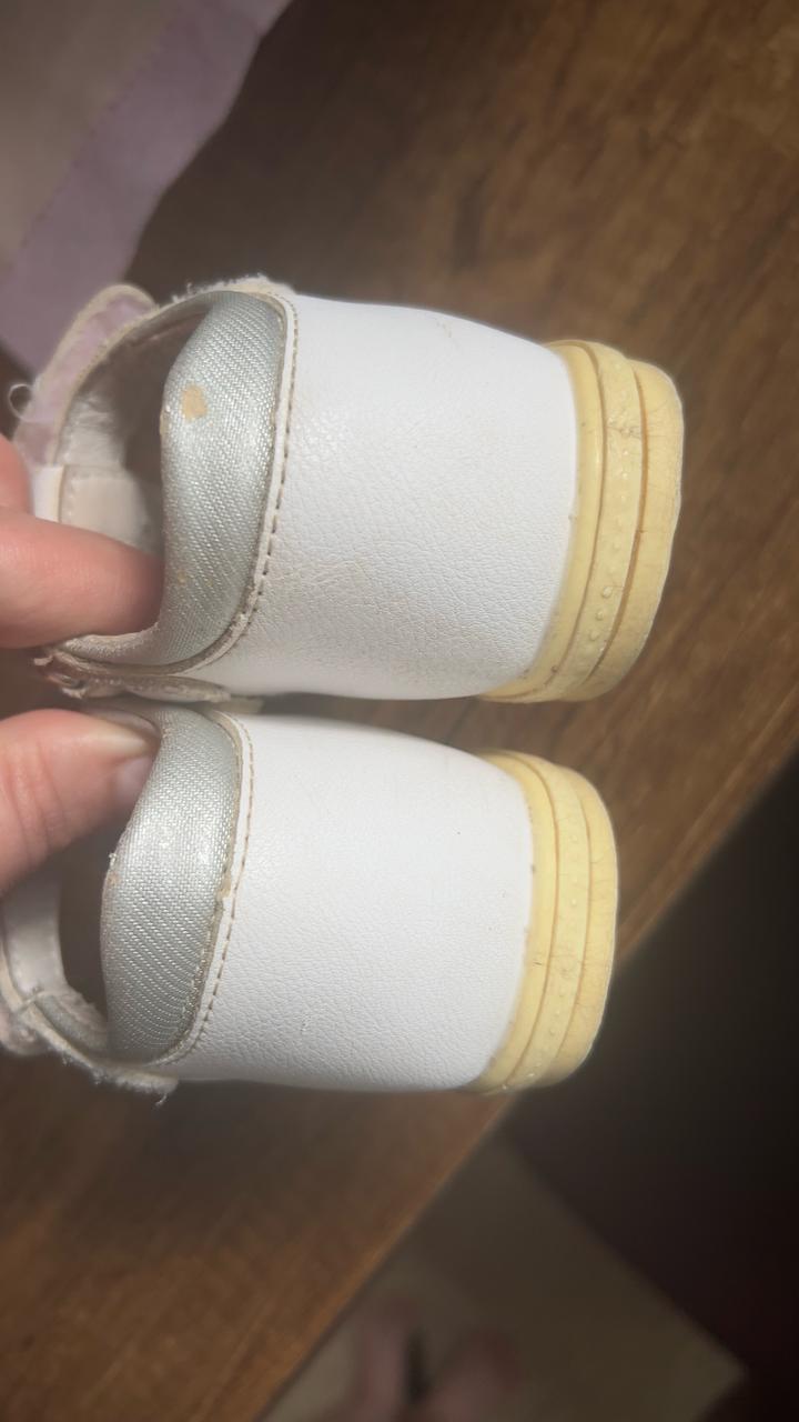 Сандалики для малышки