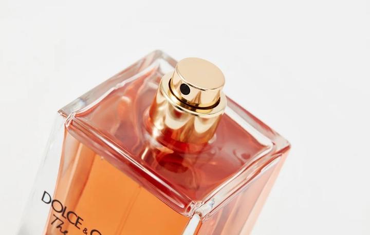Dolce&Gabbana представляет невероятно женственный аромат The Only One.
