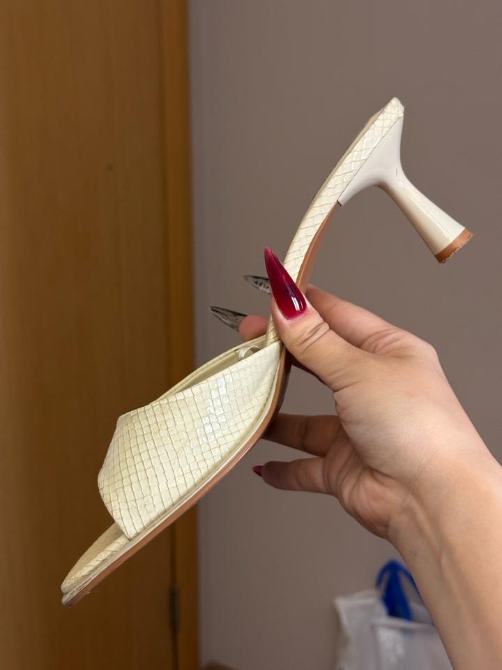 Snake Kitten heels Zara Beije