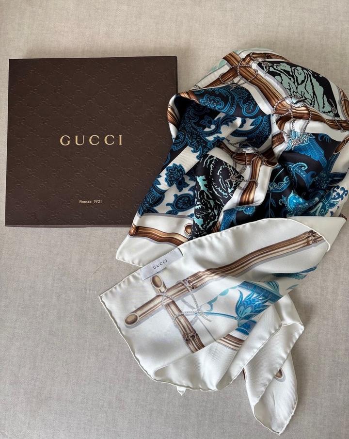 Платок Gucci