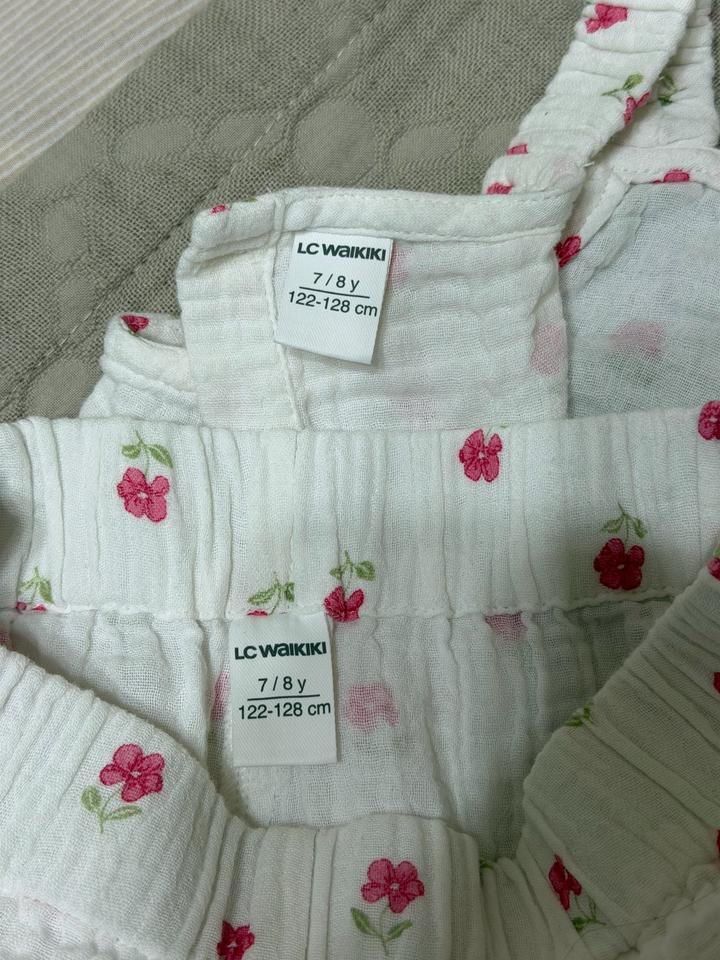 Двойка для девочек