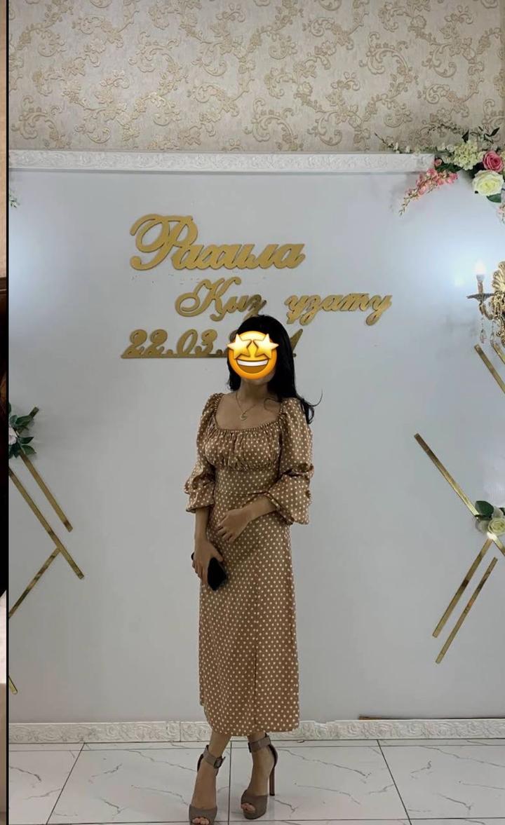 Платье в горошек