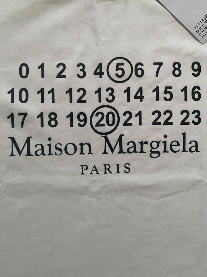 Белая футболка Maison margiela