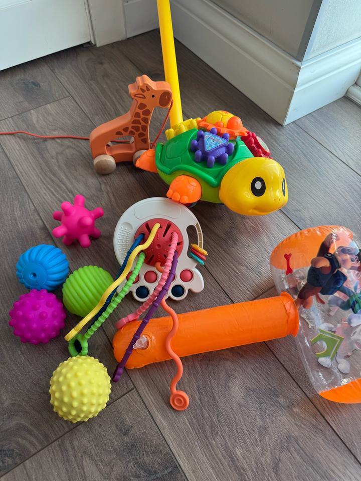 Игрушки для малышей