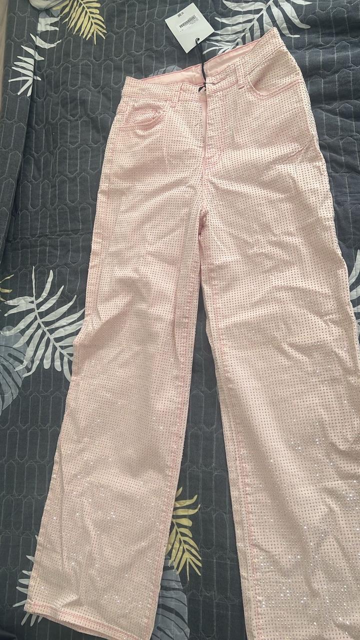 Продаю джинсы