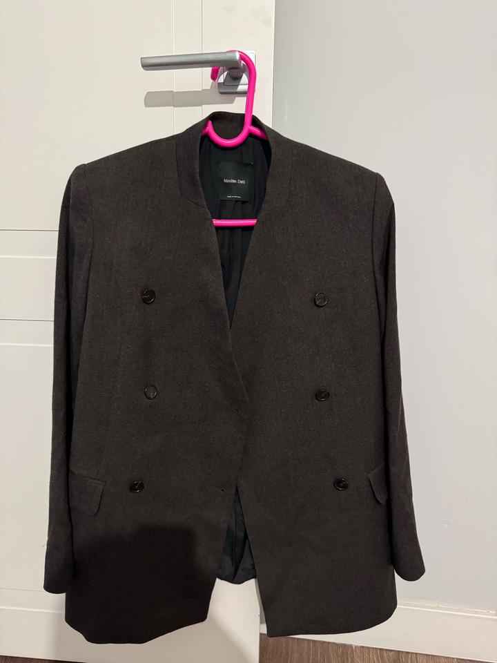 Шерстяной костюм Massimo Dutti