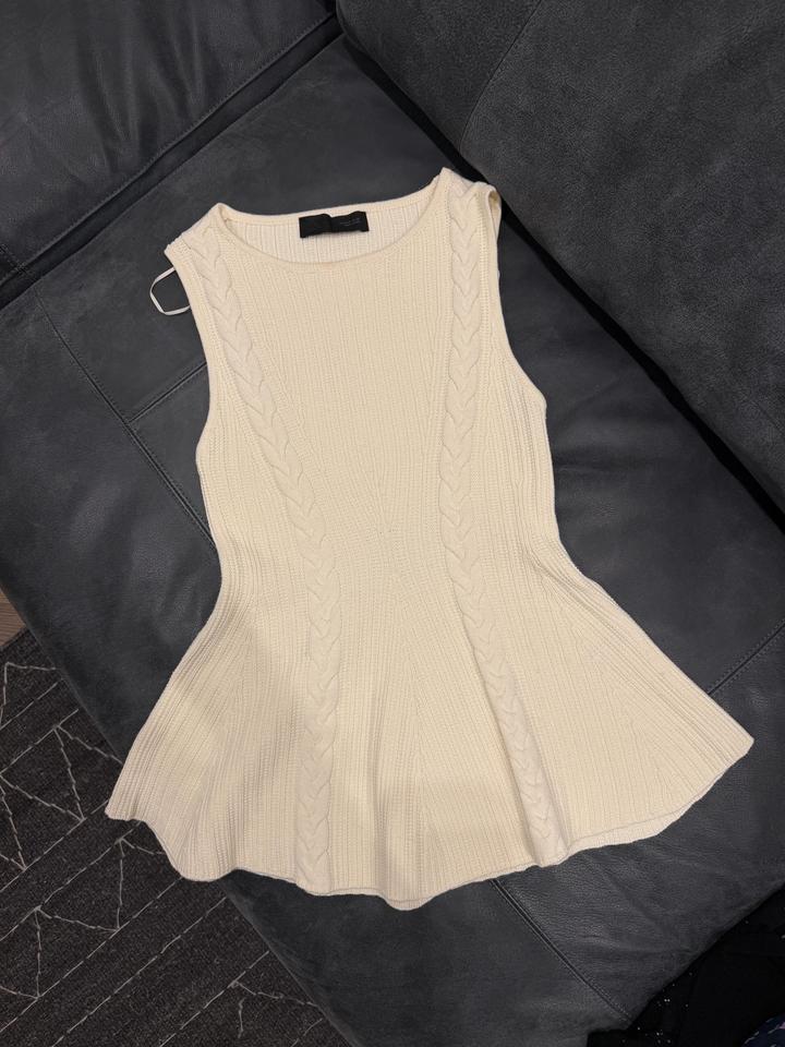 Топ Zara