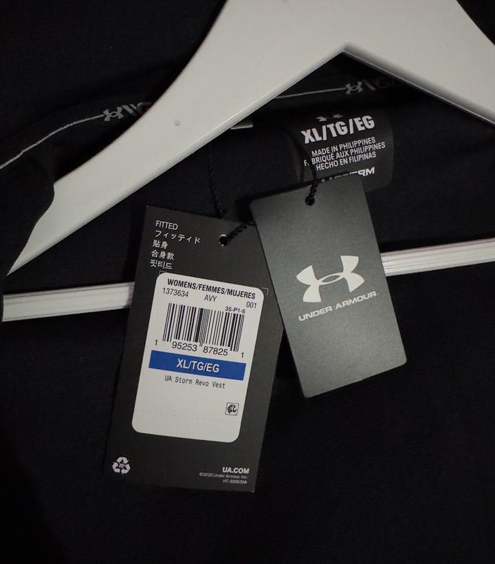 Спортивный жилет Under Armour Storm Golf. Оригинал