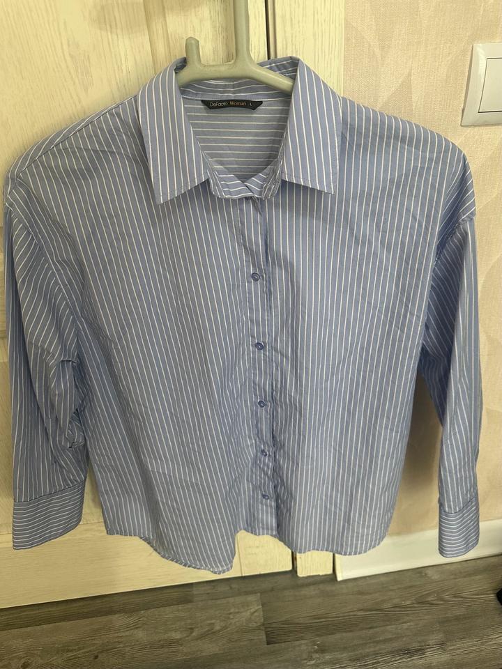 Рубашка голубая длинная