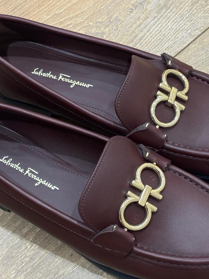 Бордовые кожаные лофферы Salvatore Ferragamo