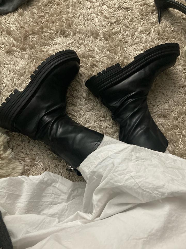 Сапоги средней высоты