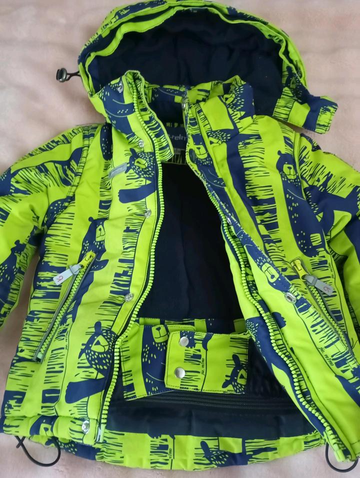 Продам зимнюю куртку со штанами