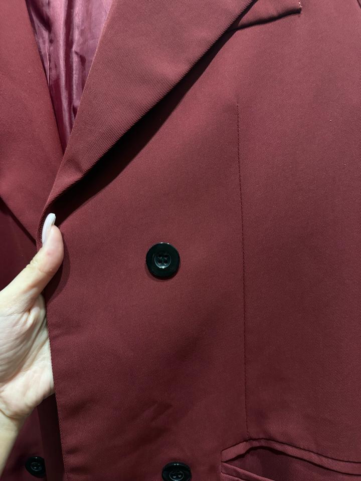 Бордовый пиджак