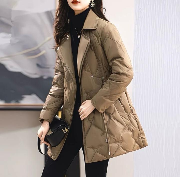 Осенняя стеганная куртка новая