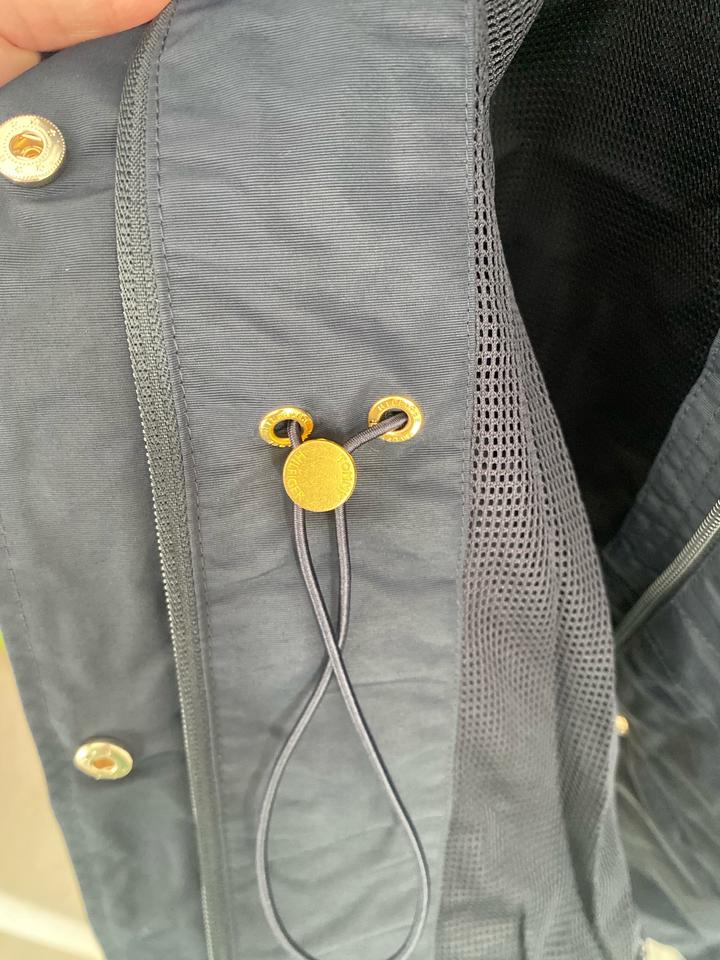 Ветровка Tommy Hilfiger, новая с этикеткой. Размер М.