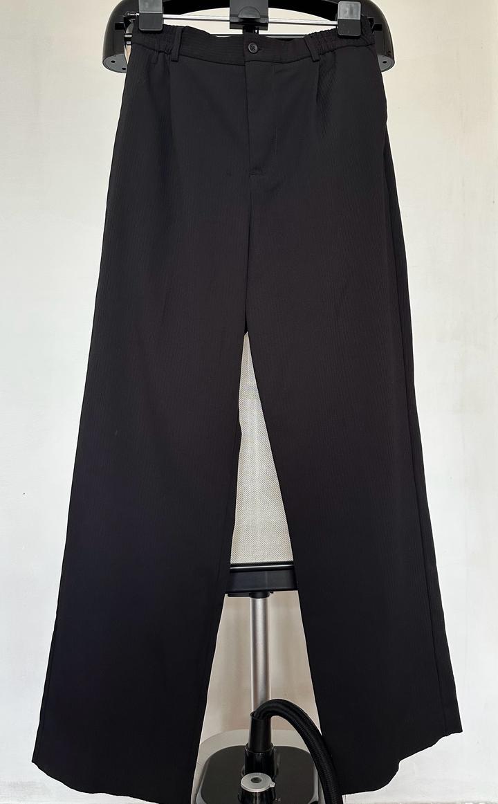 Черные вельветовые брюки Zara (Размер M)