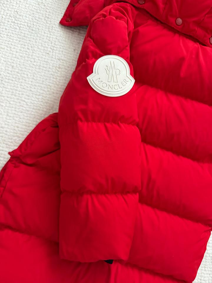 Детский пуховик Moncler Enfant