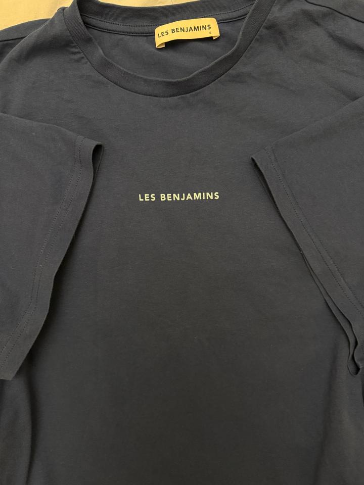 Синия футболка Les Benjamins