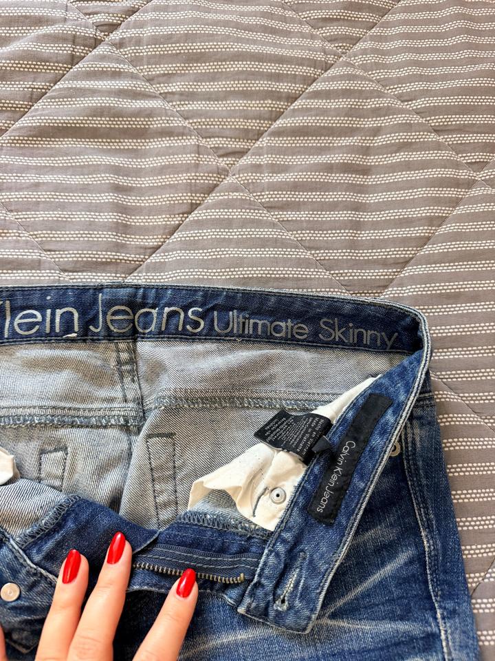 Джинсы Капри Calvin Klein