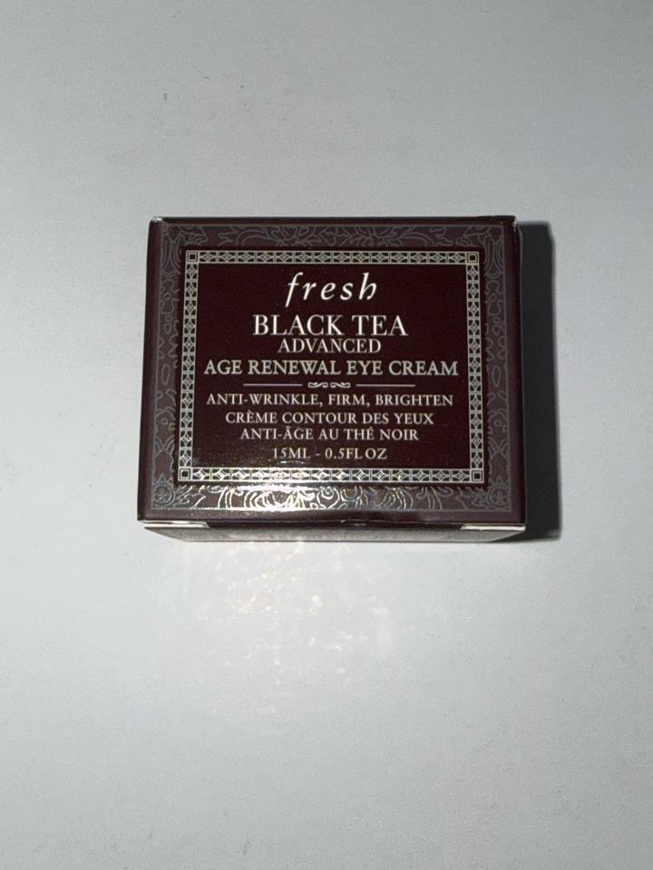 Крем для глаз Fresh Black Tea Advanced Age Renewal Eye Cream