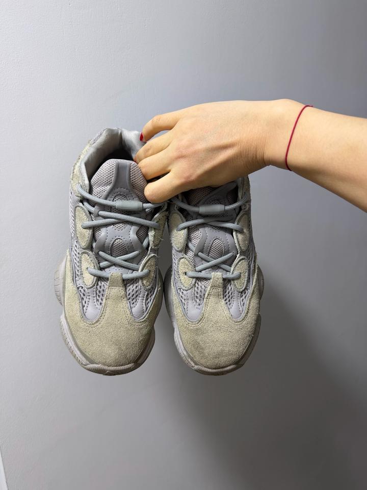 Кроссовки Adidas Yeezy