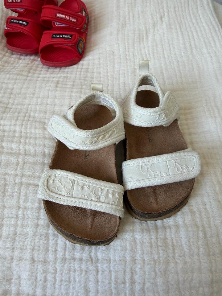 Детская обувь