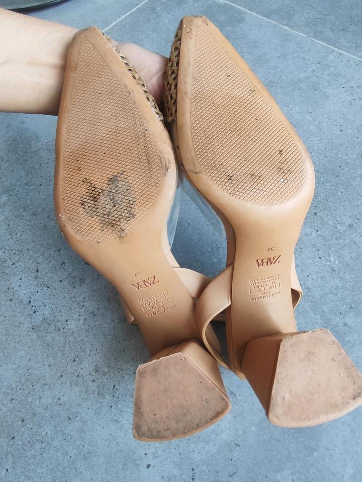 Босоножки Zara