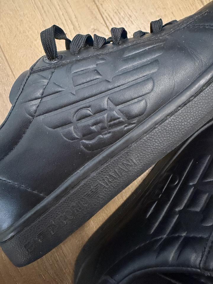 Кожаные кеды Emporio Armani