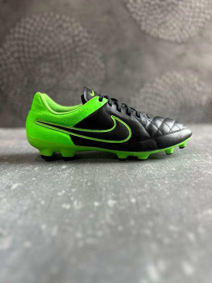 Бутсы Nike Tiempo