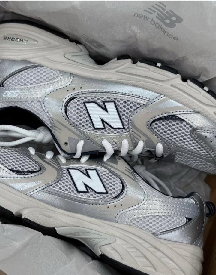 New Balance кроссовки