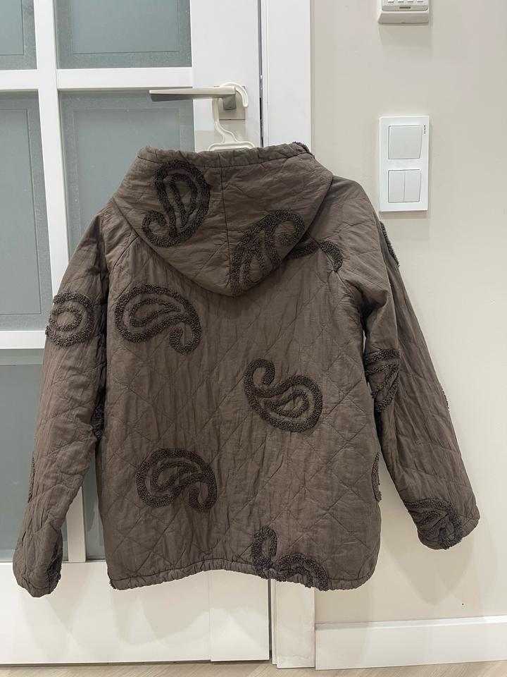 Коричневая куртка весенняя итальянская