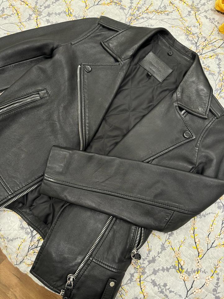 Кожаная куртка Massimo dutti