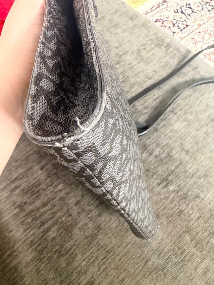 Сумка DKNY